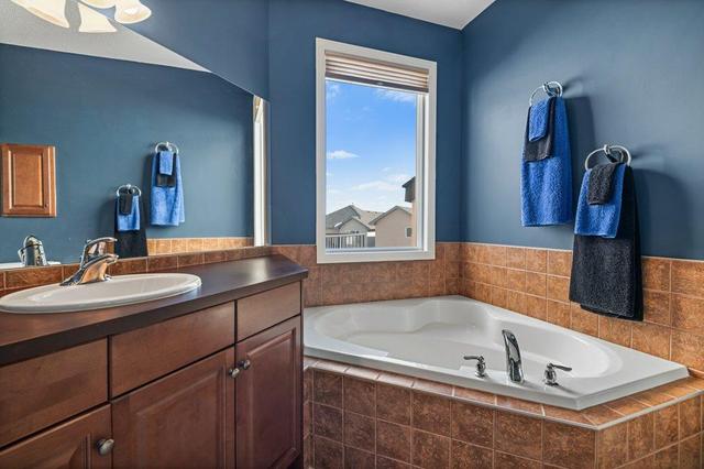 2 Kincora Gardens Nw, House detached with 2 bedrooms, 2 bathrooms and 4 parking in Calgary AB | Image 21