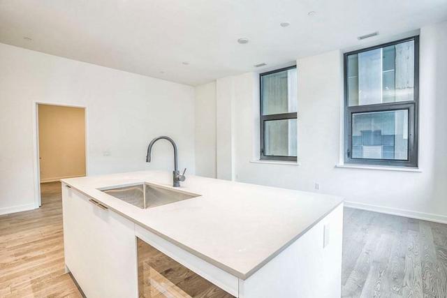 201 - 22 Lombard St, Condo with 2 bedrooms, 2 bathrooms and 0 parking in Toronto ON | Image 5