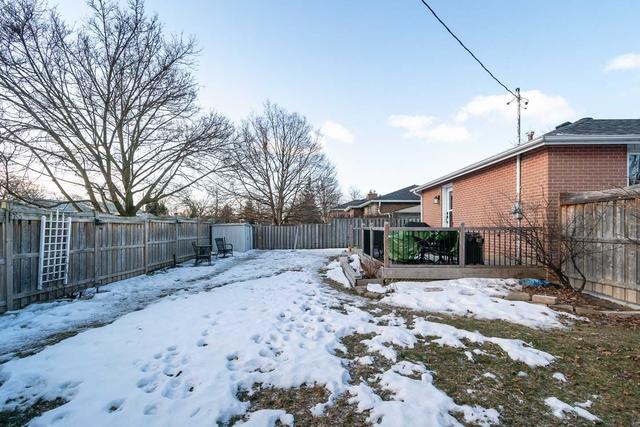 298 Bell St, House detached with 2 bedrooms, 2 bathrooms and 4 parking in Milton ON | Image 31