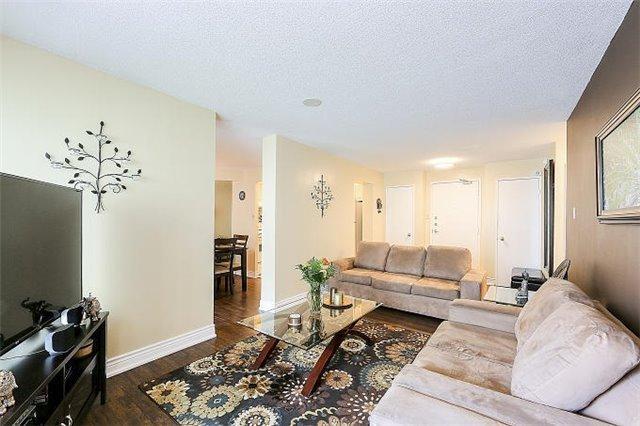 806 - 115 Hillcrest Ave, Condo with 1 bedrooms, 1 bathrooms and 1 parking in Mississauga ON | Image 5