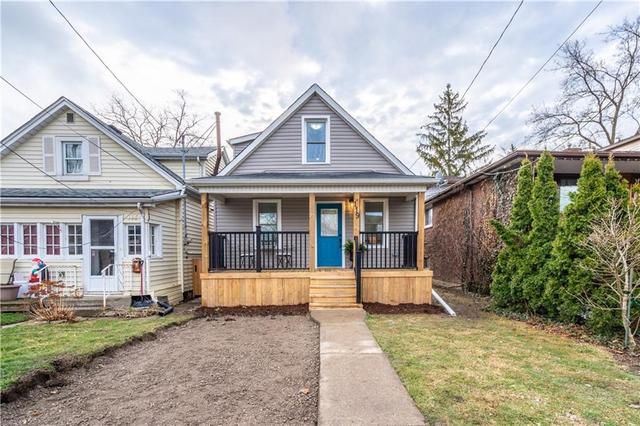 119 East 24th Street, House detached with 3 bedrooms, 2 bathrooms and 3 parking in Hamilton ON | Image 1