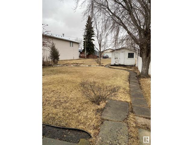 5004 49 Av S, House detached with 3 bedrooms, 1 bathrooms and null parking in Lamont AB | Image 4
