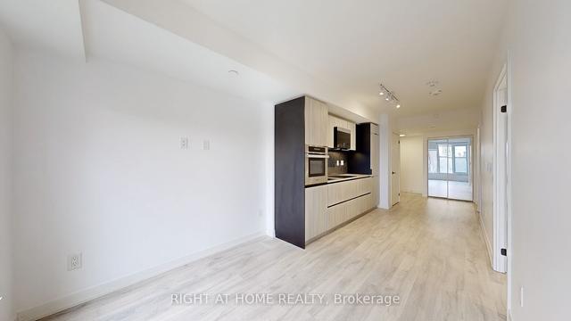 410 - 2 Augusta Ave, Condo with 1 bedrooms, 2 bathrooms and 0 parking in Toronto ON | Image 6
