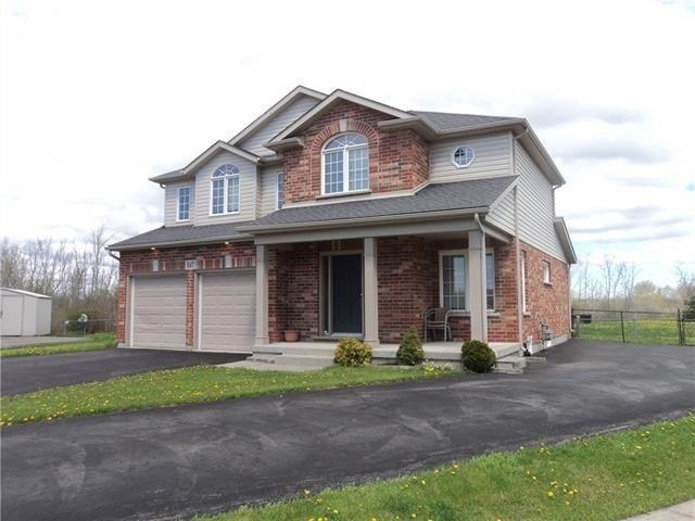 547 Carrie Ave, House detached with 3 bedrooms, 3 bathrooms and 8 parking in Fort Erie ON | Image 1