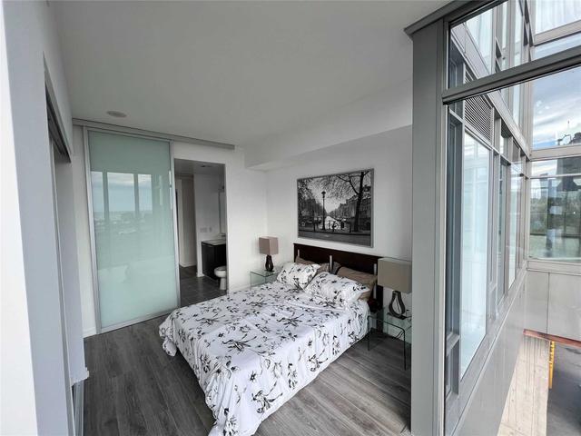 305 - 103 The Queensway Ave, Condo with 2 bedrooms, 2 bathrooms and 1 parking in Toronto ON | Image 17