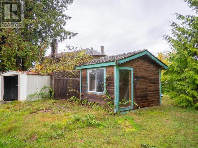 4532 Manson Ave, House detached with 3 bedrooms, 1 bathrooms and null parking in Powell River BC | Image 33