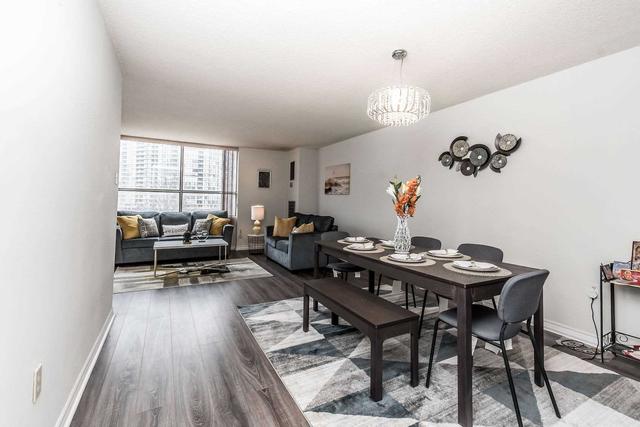 501 - 40 Panorama Crt, Condo with 3 bedrooms, 2 bathrooms and 1 parking in Toronto ON | Image 8