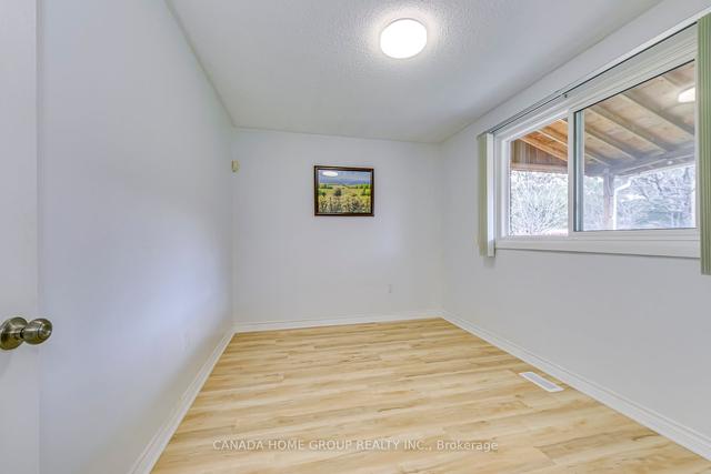12 Pinard St, House detached with 4 bedrooms, 2 bathrooms and 3 parking in Hamilton ON | Image 4