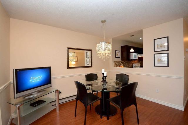 305 - 3055 Tomken Rd, Townhouse with 2 bedrooms, 1 bathrooms and 1 parking in Mississauga ON | Image 8