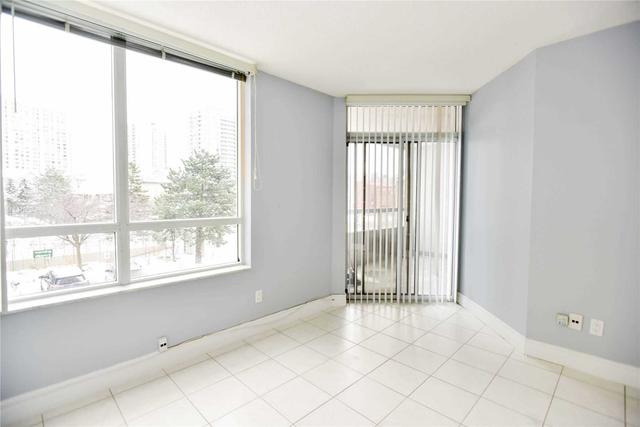 217 - 138 Bonis Ave, Condo with 2 bedrooms, 2 bathrooms and 2 parking in Toronto ON | Image 8