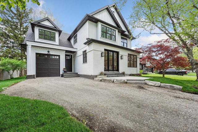 390 Strathcona Drive, House detached with 5 bedrooms, 4 bathrooms and 5 parking in Burlington ON | Image 3