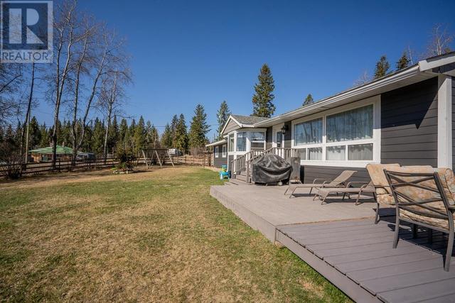 6313 Archie Meadow Road, House detached with 4 bedrooms, 2 bathrooms and null parking in Cariboo H BC | Image 28