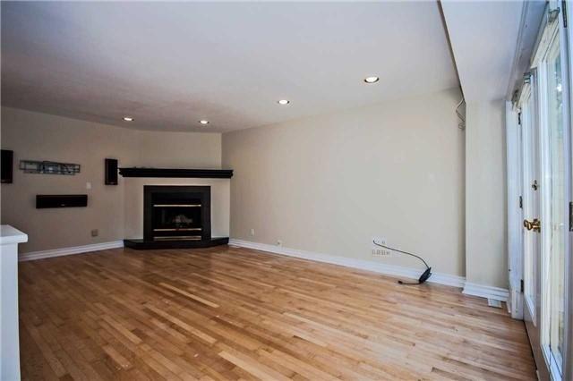 104 Melrose Ave, House detached with 4 bedrooms, 4 bathrooms and 2 parking in Toronto ON | Image 19