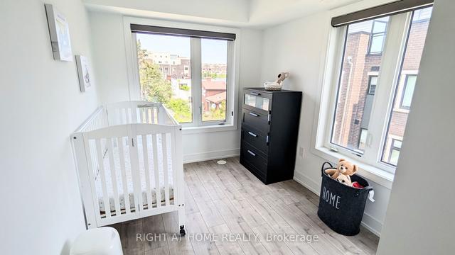 24 - 28 Marina Ave, Townhouse with 3 bedrooms, 3 bathrooms and 1 parking in Toronto ON | Image 10