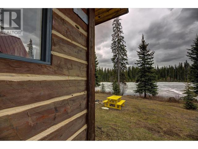 27 - 10250 Dee Lake Road Road, Home with 2 bedrooms, 1 bathrooms and 2 parking in Central Okanagan BC | Image 24