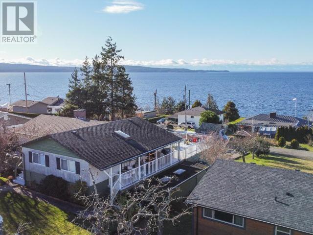 4109 Whalen Ave, House detached with 2 bedrooms, 1 bathrooms and null parking in Powell River BC | Image 4