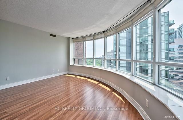 1506 - 8 Mckee Ave, Condo with 3 bedrooms, 2 bathrooms and 1 parking in Toronto ON | Image 4