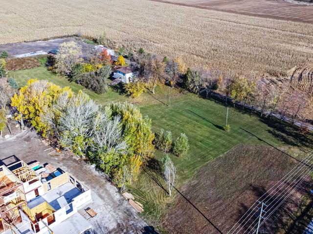 2637 Lower Base Line Line, House detached with 3 bedrooms, 2 bathrooms and 20 parking in Milton ON | Image 24