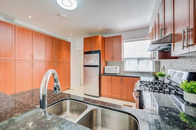165 Wallace Ave, House semidetached with 3 bedrooms, 2 bathrooms and 1 parking in Toronto ON | Image 5