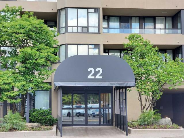 1004 - 22 Clarissa Dr, Condo with 2 bedrooms, 2 bathrooms and 1 parking in Richmond Hill ON | Image 1