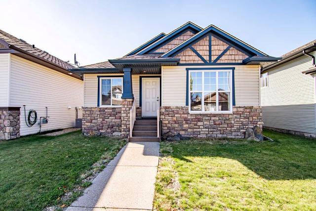 40 Vickers Close, House detached with 3 bedrooms, 3 bathrooms and 3 parking in Red Deer AB | Image 1
