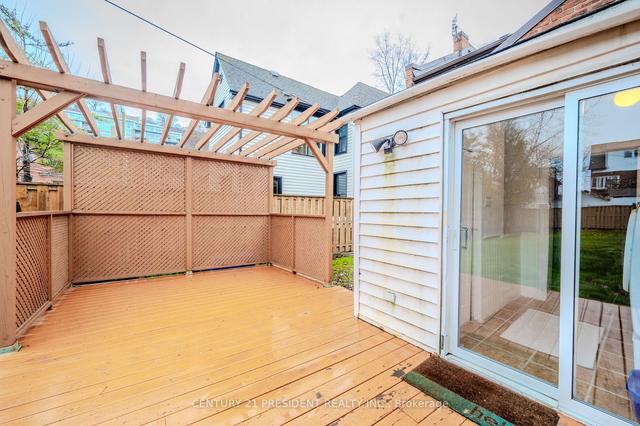 145 Erie Ave, House semidetached with 3 bedrooms, 1 bathrooms and 1 parking in Hamilton ON | Image 29