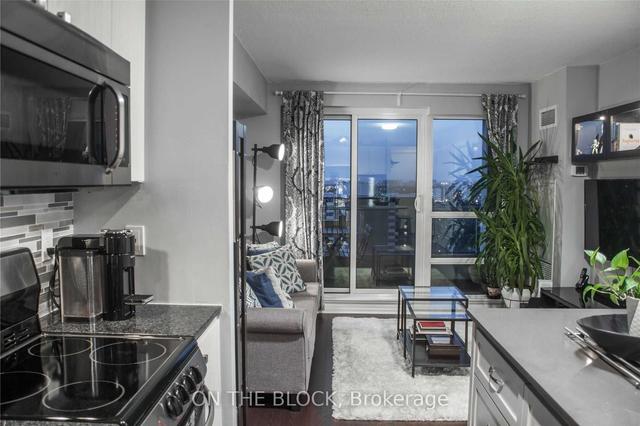 2306 - 2015 Sheppard Ave E, Condo with 1 bedrooms, 1 bathrooms and 1 parking in Toronto ON | Image 16