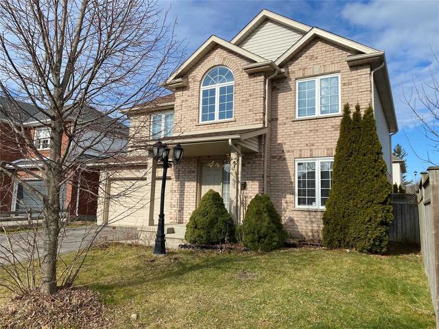 29 Brown Dr, House detached with 4 bedrooms, 3 bathrooms and 4 parking in St. Catharines ON | Image 1