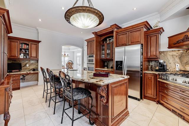 43 Hughson Dr, House detached with 4 bedrooms, 5 bathrooms and 17 parking in Markham ON | Image 11