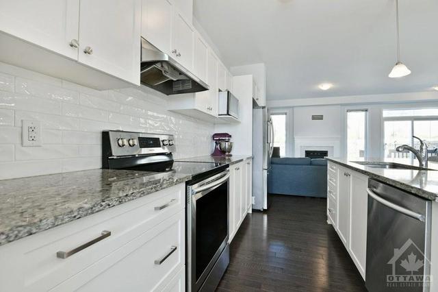 168 Salisbury Street, Townhouse with 3 bedrooms, 3 bathrooms and 2 parking in Ottawa ON | Image 13