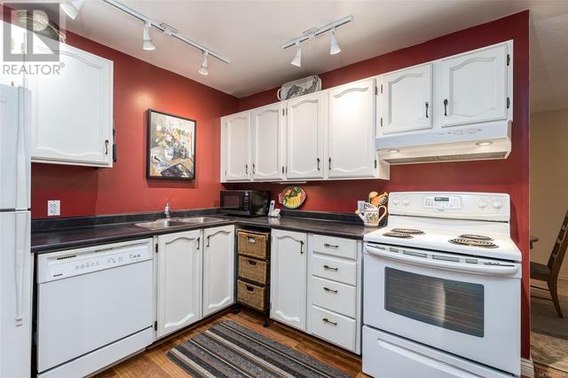 105 - 505 Cook St, Condo with 2 bedrooms, 2 bathrooms and 1 parking in Victoria BC | Image 7