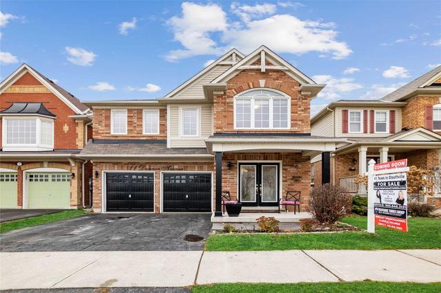 11 Dannor Ave, House detached with 4 bedrooms, 3 bathrooms and 4 parking in Whitchurch Stouffville ON | Image 1