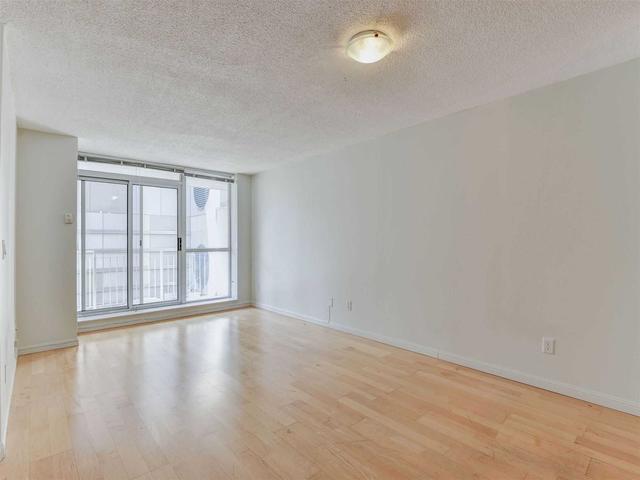 506 - 18 Stafford St, Condo with 1 bedrooms, 1 bathrooms and 1 parking in Toronto ON | Image 4