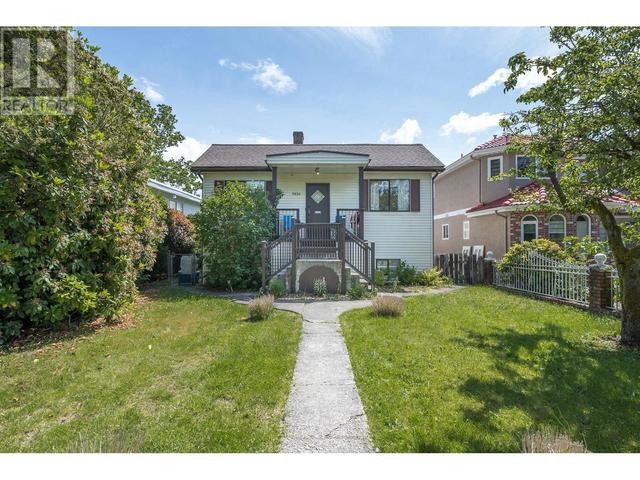3826 Glendale Street, House detached with 5 bedrooms, 2 bathrooms and 4 parking in Vancouver BC | Image 15