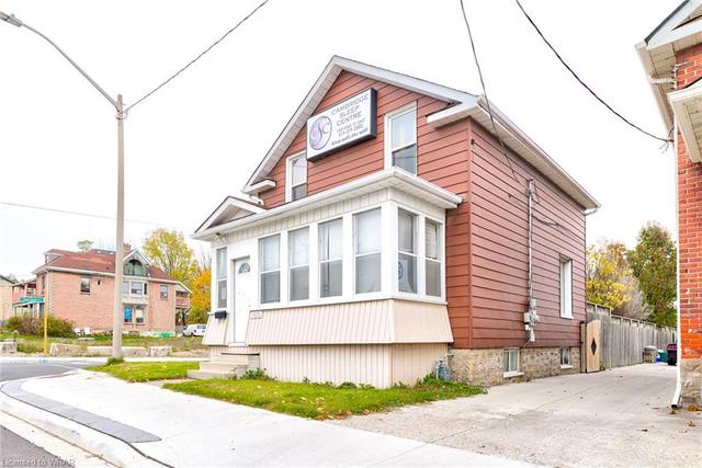 1405 King Street E, House detached with 2 bedrooms, 1 bathrooms and 10 parking in Cambridge ON | Image 23