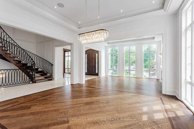 20 Berkindale Dr, House detached with 5 bedrooms, 8 bathrooms and 9 parking in Toronto ON | Image 4