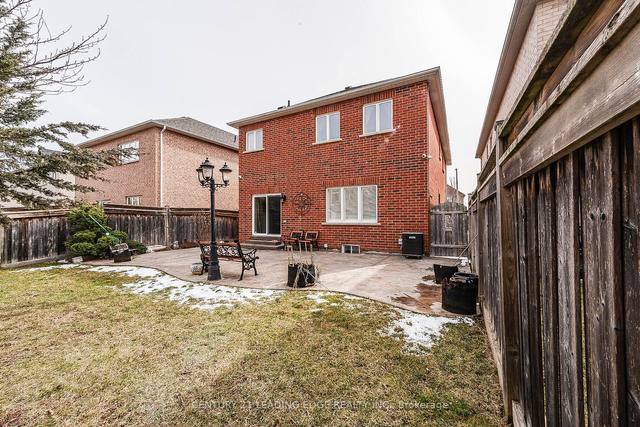 45 Tiana Crt, House detached with 4 bedrooms, 5 bathrooms and 4 parking in Vaughan ON | Image 33