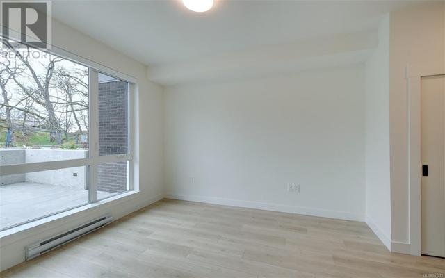 208 - 1301 Hillside Ave, Condo with 2 bedrooms, 2 bathrooms and 1 parking in Victoria BC | Image 18