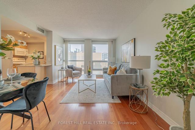 1702 - 763 Bay St, Condo with 1 bedrooms, 1 bathrooms and 1 parking in Toronto ON | Image 37