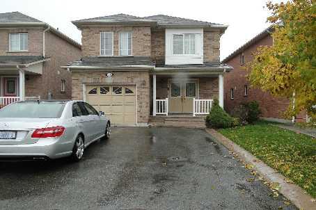 31 Hillsburgh Dr, House detached with 4 bedrooms, 4 bathrooms and 3 parking in Brampton ON | Image 1