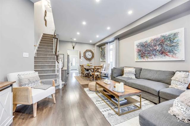 55 Rainbow Valley Cres, House semidetached with 3 bedrooms, 3 bathrooms and 3 parking in Markham ON | Image 33