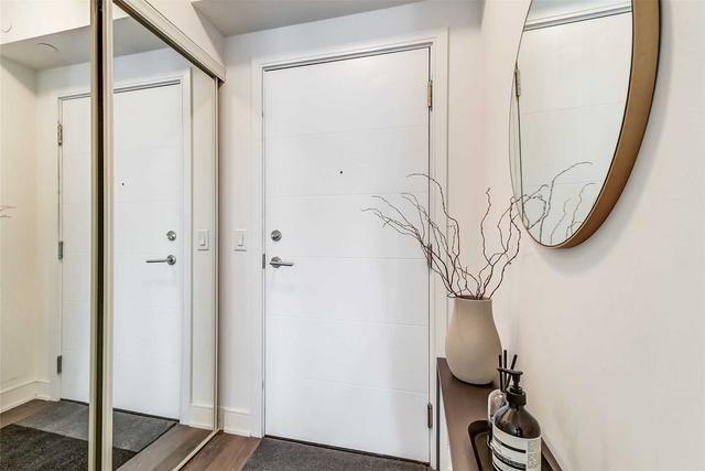 1832 - 525 Adelaide St W, Condo with 1 bedrooms, 2 bathrooms and 1 parking in Toronto ON | Image 12