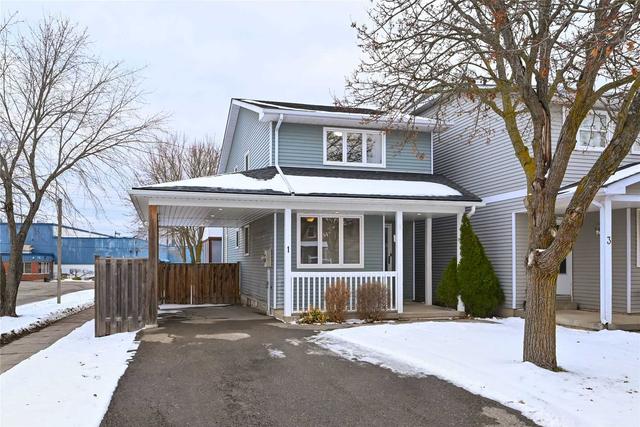 1 Steven St, House detached with 3 bedrooms, 2 bathrooms and 3 parking in Orangeville ON | Card Image