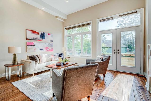 170 Leyton Ave, House semidetached with 4 bedrooms, 4 bathrooms and 3 parking in Toronto ON | Image 5