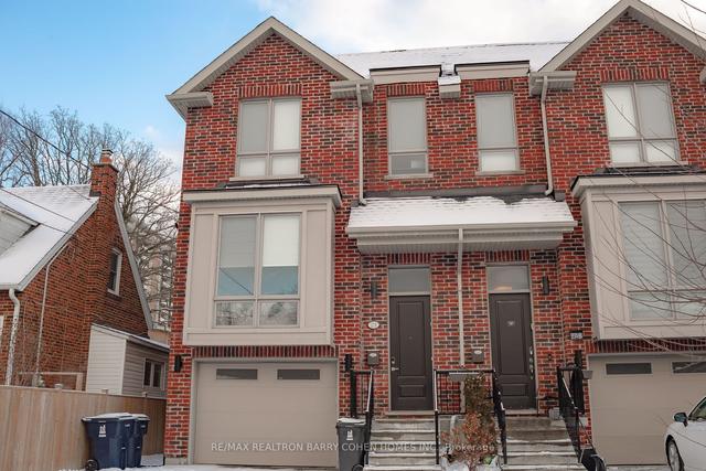 27a Marquette Ave, House semidetached with 1 bedrooms, 1 bathrooms and 1 parking in Toronto ON | Image 1