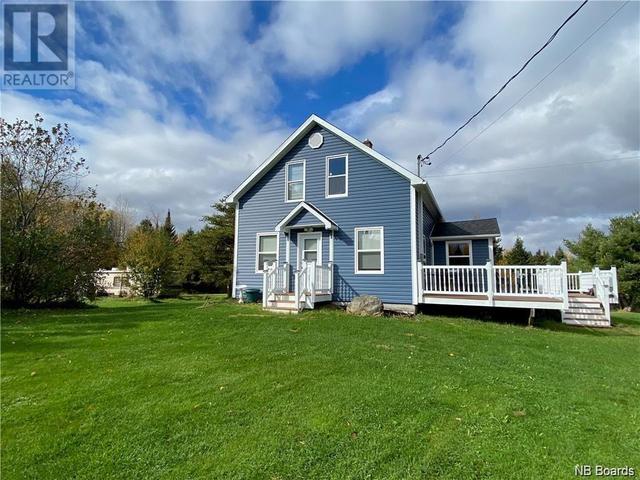 1726 Rte 122, House detached with 3 bedrooms, 1 bathrooms and null parking in Canterbury P NB | Image 1