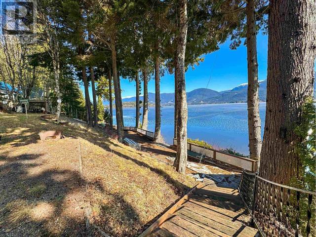 2874 Squirrel Point, House detached with 4 bedrooms, 1 bathrooms and null parking in Kitimat Stikine C (Part 1) BC | Image 17