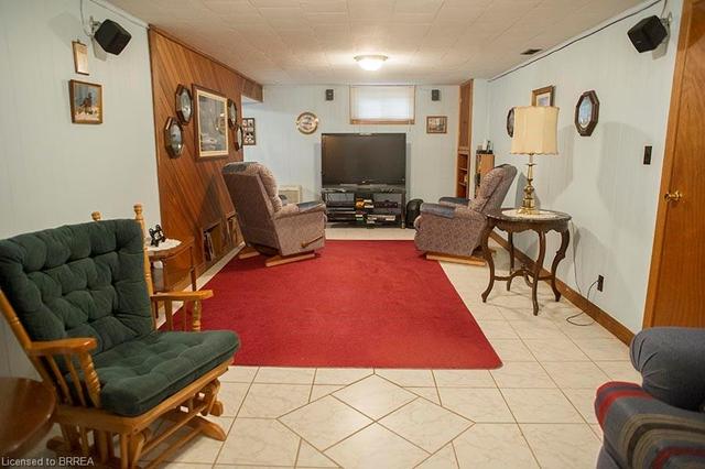 12 Evelyn Street, House detached with 3 bedrooms, 1 bathrooms and null parking in Brantford ON | Image 22