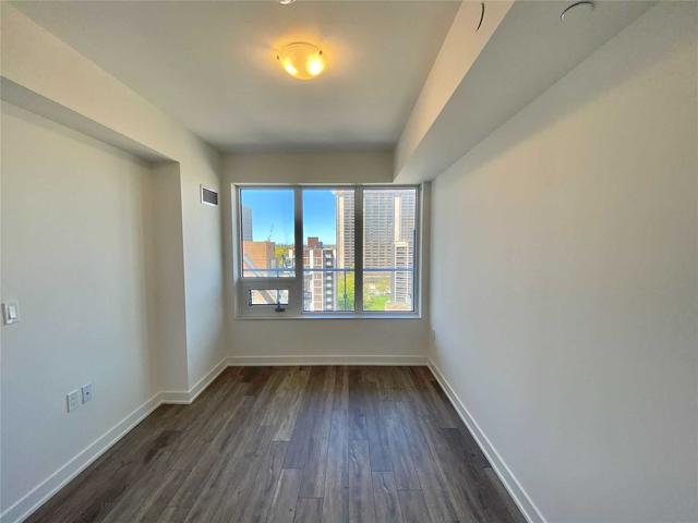 1012 nt - 99 Broadway Ave, Condo with 1 bedrooms, 1 bathrooms and 0 parking in Toronto ON | Image 3