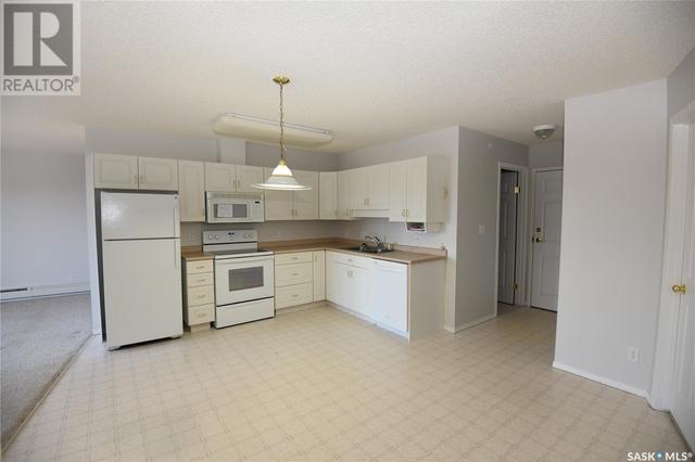 402 - 220 1st Street E, Condo with 1 bedrooms, 1 bathrooms and null parking in Nipawin SK | Image 4